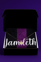 CAMISETA NEGRA PERSONALIZADA CON COLGANTE DE CIRCULO PERSONALIZABLE