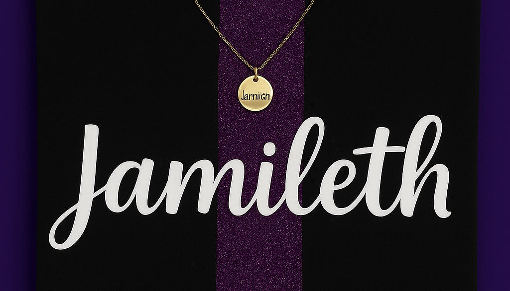 CAMISETA NEGRA PERSONALIZADA CON COLGANTE DE CIRCULO PERSONALIZABLE