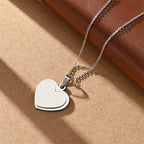 Collar con colgante de corazon personalizable